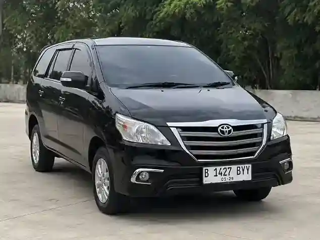 Toyota Innova Reborn